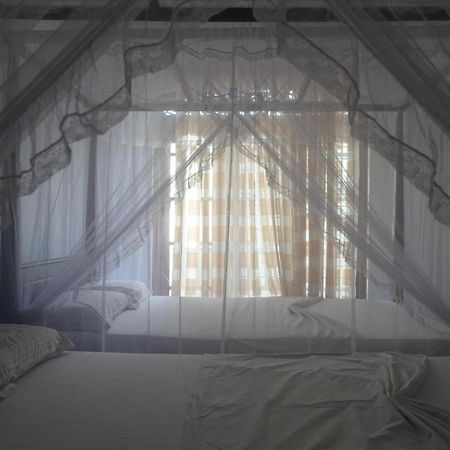 Wh Beach Resort Weligama Bagian luar foto