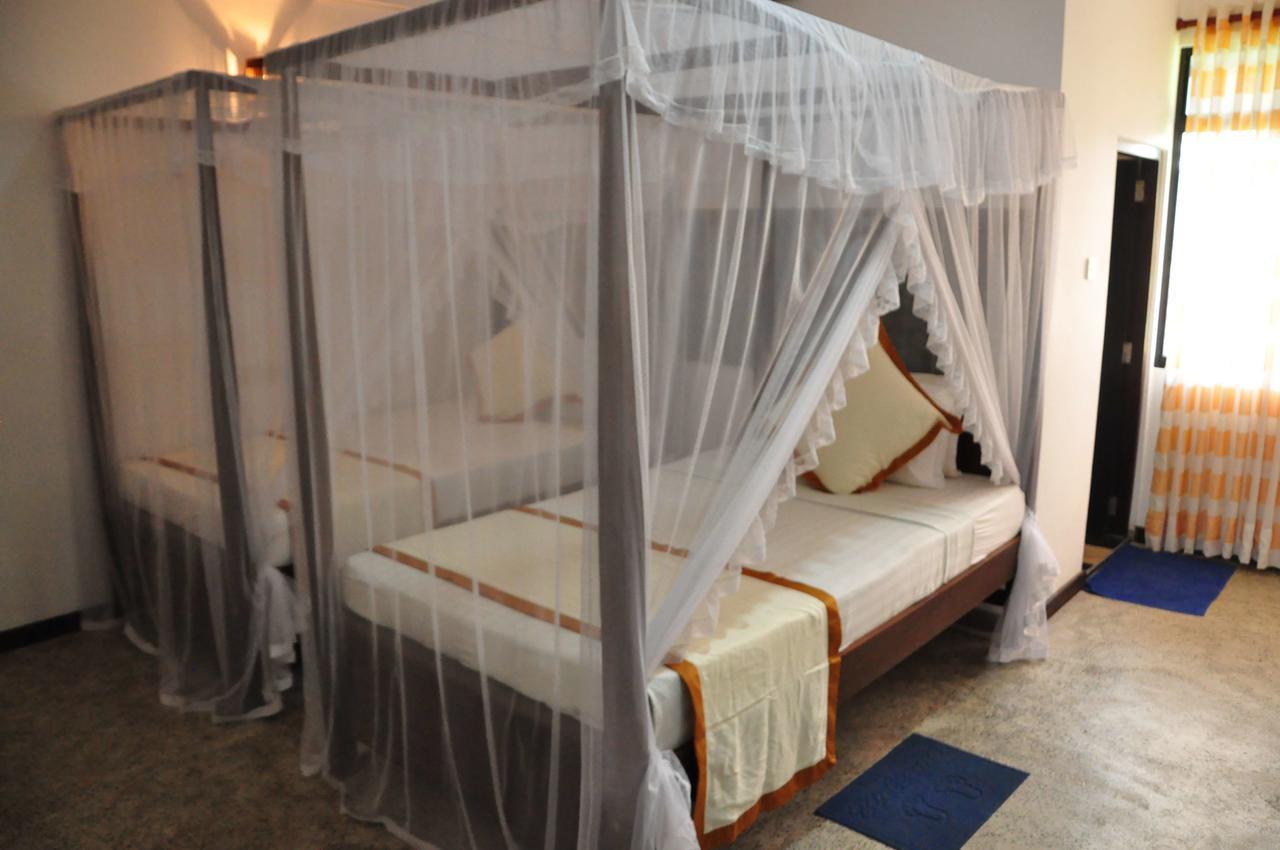 Wh Beach Resort Weligama Bagian luar foto