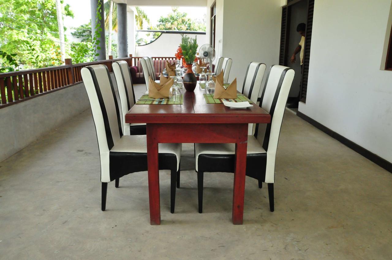 Wh Beach Resort Weligama Bagian luar foto