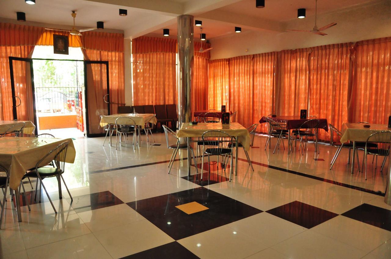 Wh Beach Resort Weligama Bagian luar foto