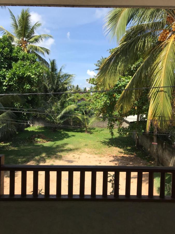 Wh Beach Resort Weligama Bagian luar foto